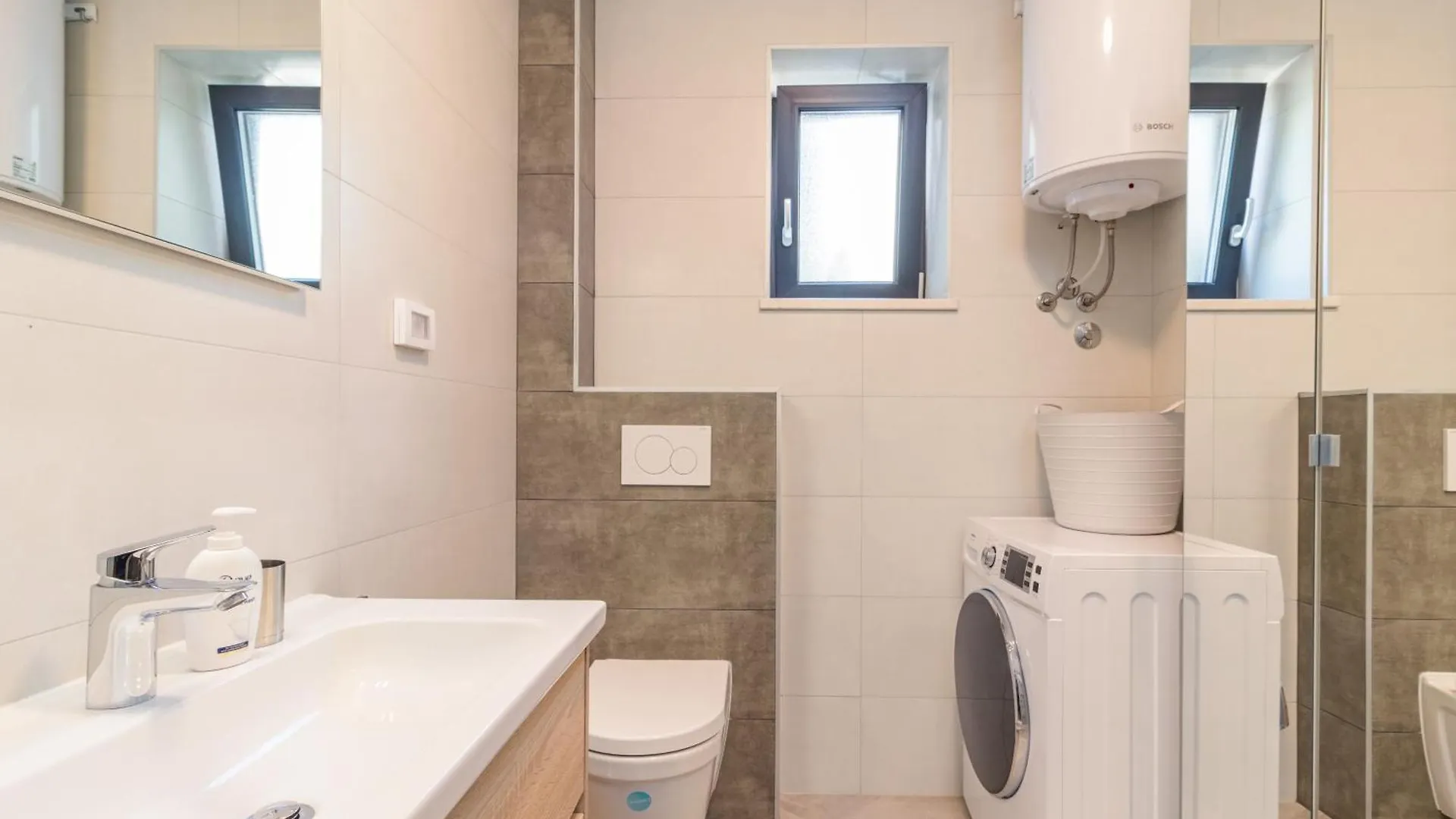 Pjescana Uvala Apartment