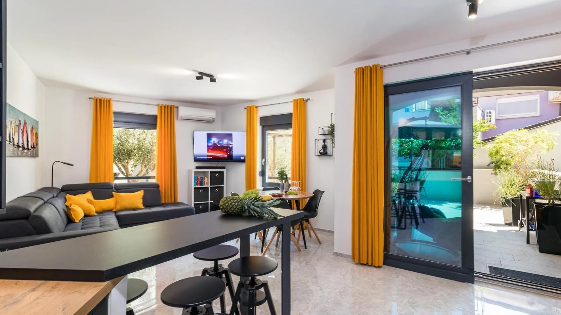 Apartment Pjescana Uvala